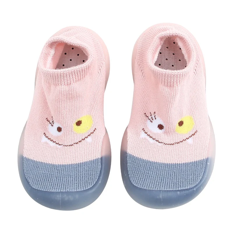 

XIANGHUI Spring/summer children soft soled indoor shoes socks cartoon baby breathable non-slip socks shoes, Pantone color