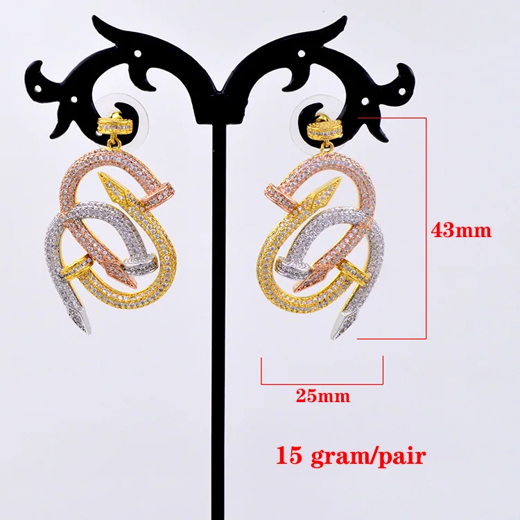 Er0092 Paved Micro Cubic Zircon Ear Hoop Jewelry For Women - Buy Paved