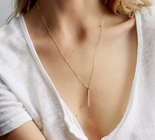 

Simple Gold-plated Necklace Personalized Vertical Bar Pendant Necklace for Women