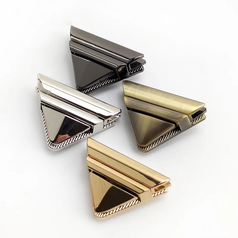 

Meetee BF102 35*45mm Alloy Triangle Lock Buckle Bags Hardware Accessories for Handbag Twist Clasps Closure Bag Snap Locks, Gold,black