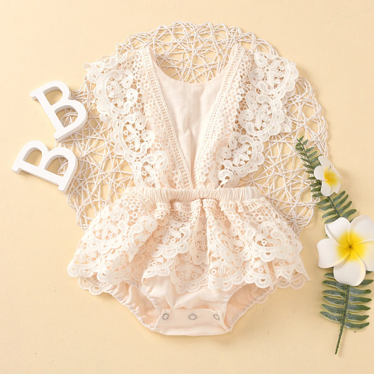 

solid cotton lace one-piece creeping clothes Bubble baby romper dress