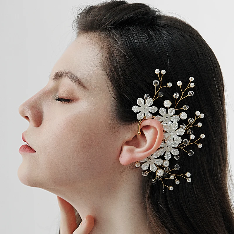 

Shell Flower Bridal Wedding Women Charm Designs Huggie Custom Gold Plated Huggie Earrings for girls.
