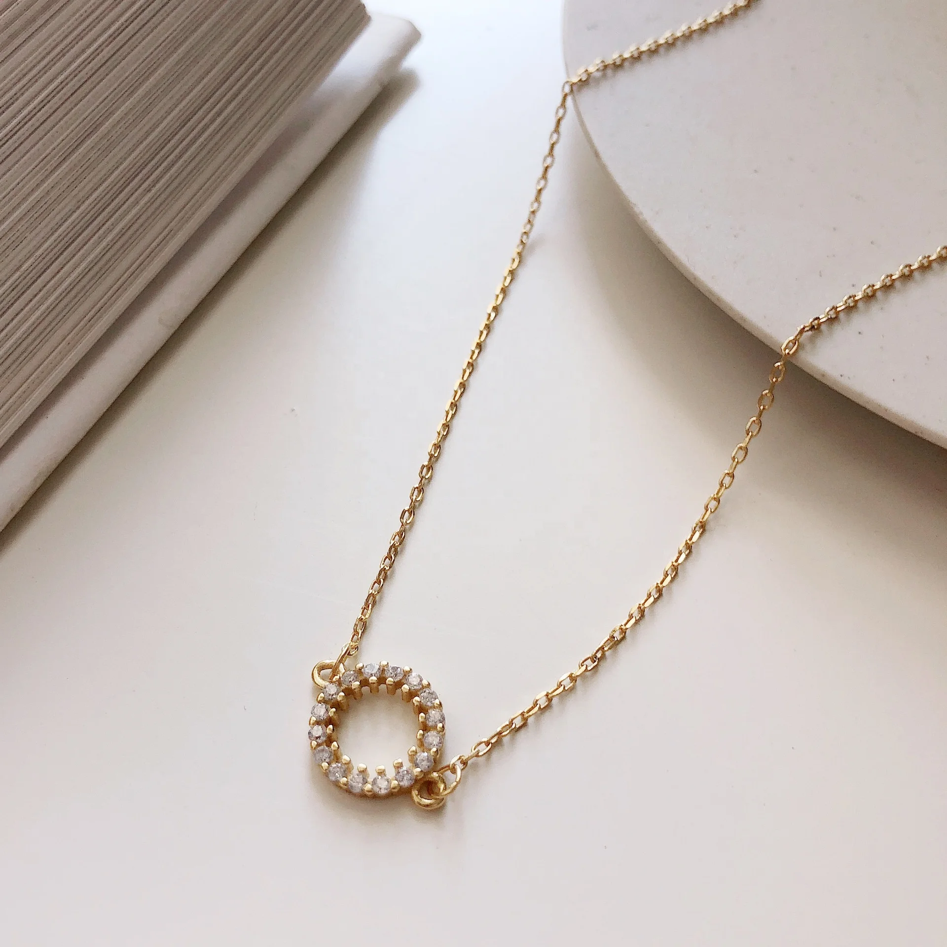 

Minimalist 925 Sterling Silver Shiny Zircon Crystal Circle Women's Pendant Necklaces Jewelry 18k Gold Plated Choker necklace