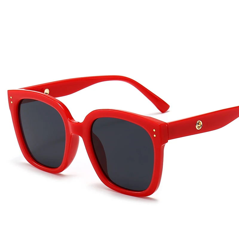 

Wholesale Cat Eye Red Ladies Square Womens Sunglasses Trendy, Colors