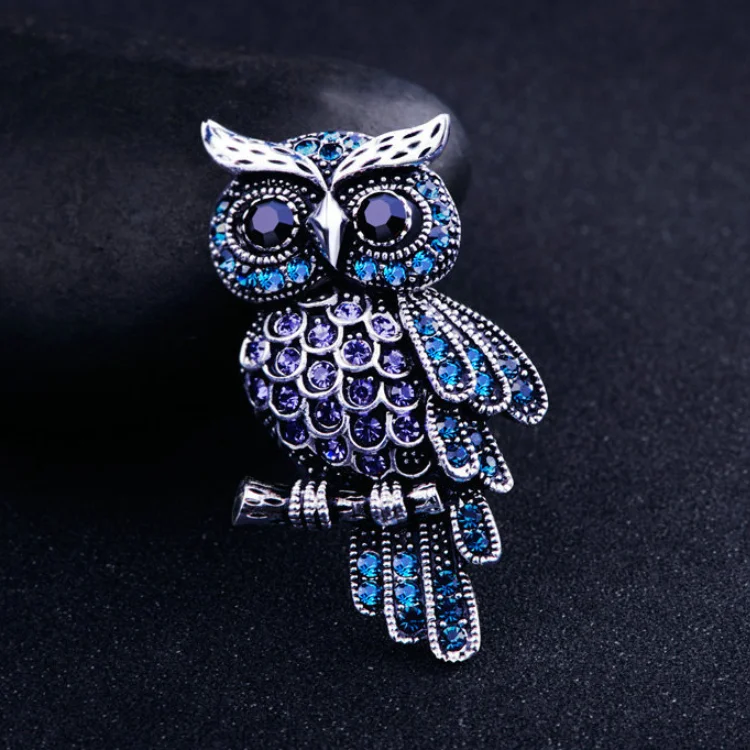 

Ancient Women's Men's Owl Korean Zinc Alloy Trendy Imitation Rhinestone Blue Brooch Badge Christmas Gifts Accessories, Sliver,gold