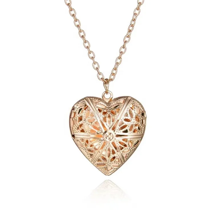 

Vintage Hollow Out Filigree Love Heart Photo Locket Pendant Necklace Mother's Day Gifts, As pictures