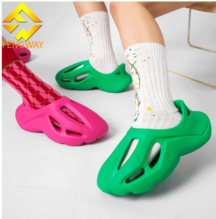 

Fengway New Fashion Solid Platform Beach Slippers Outdoors Sneakers Sandals Unisex Yeezy Slipper