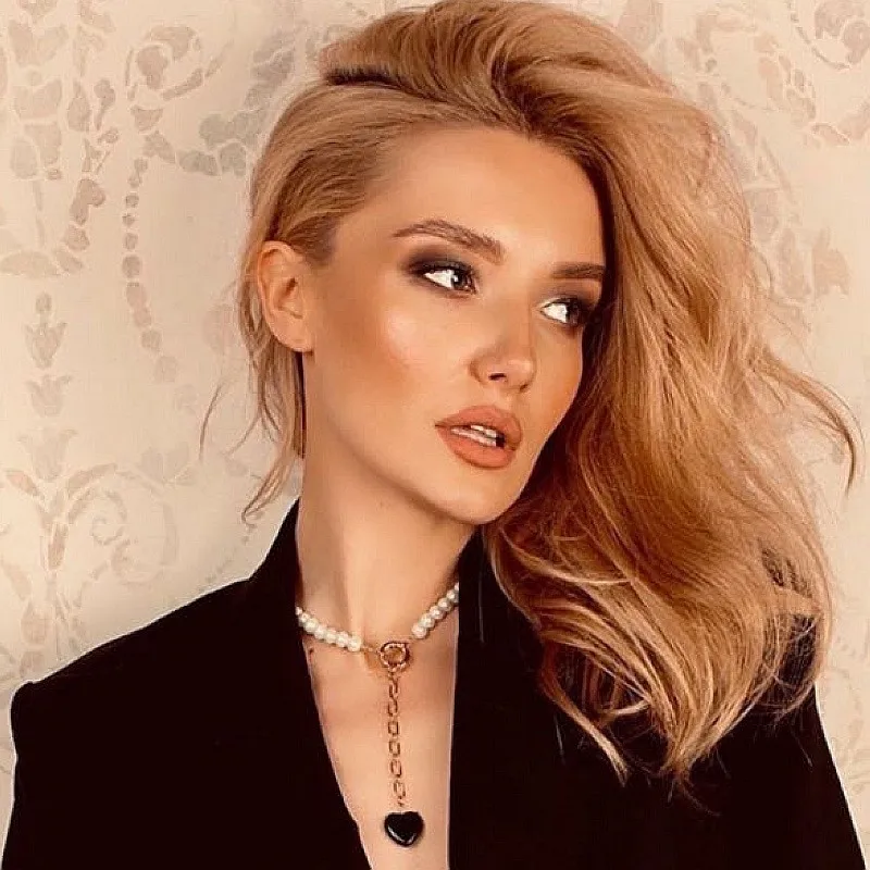 

Hongtong Hot Fashion Amazon Simple Retro Black Heart Cross Lock Baroque Half Chain Half Pearl Necklaces, Picture