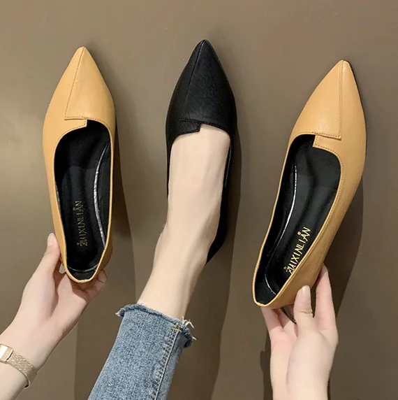 

2021 New Retro soft sole pointed and shallow mouth single shoe women's flat sole