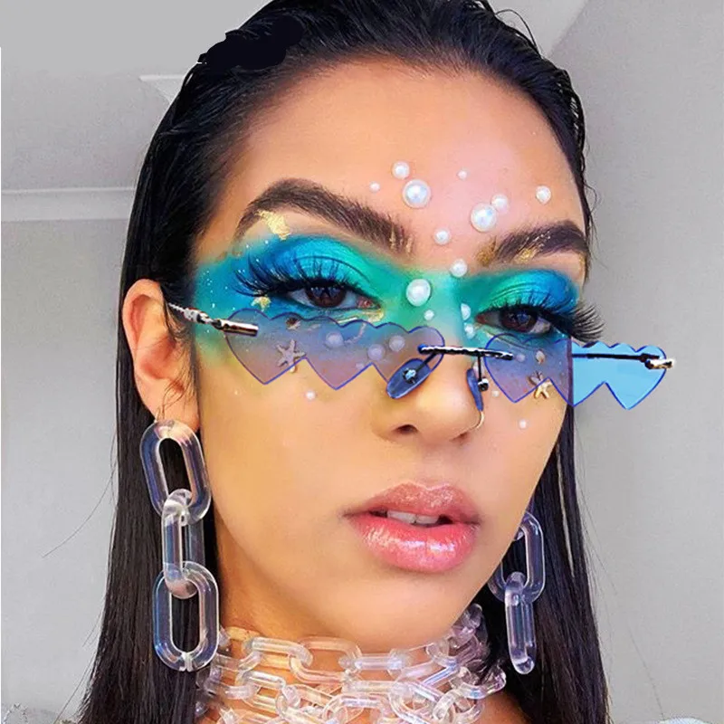 

Luxury Design Ins Style One-piece Love-shaped Sunglasses Party Prom Sunglasses men women, Colors