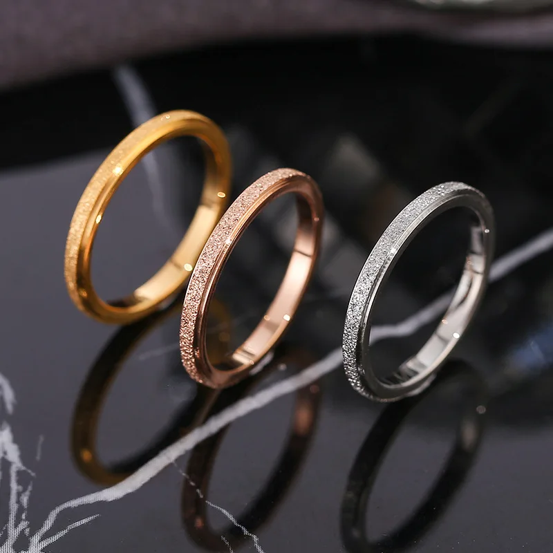 

Korean version Simple jewelry stainless steel 2mm gold silver bling glossy frosted rings for women