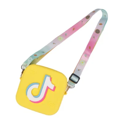 

2021 handbag New Fashion Cut Tik Tok Shoulder Bag Mini Kids Purses and Handbags for Litter Girl, Customized color