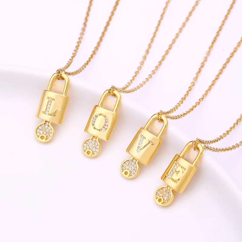 

Hot Selling Copper Inlaid Zircon Lock Key Initial Necklace Individuality Fashion Rhinestone Lock Key Letter Pendant Necklace