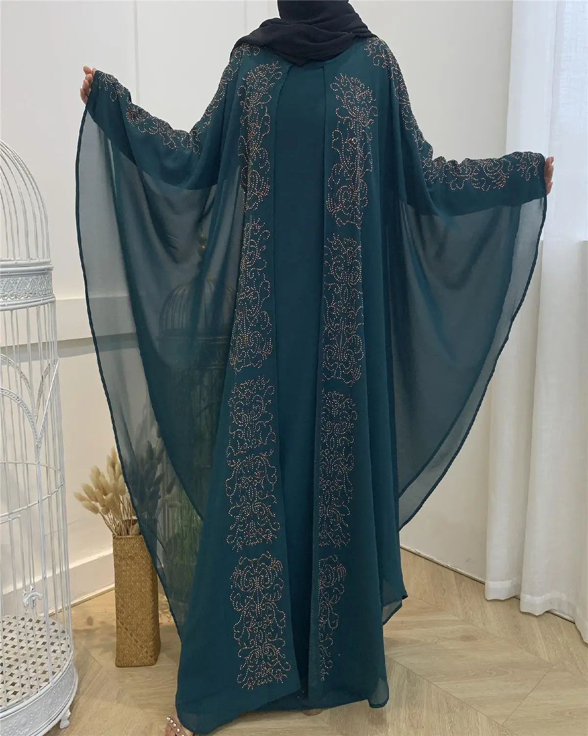 

Plus size abaya Dubai Muslim dress prom dress print dress women chiffon hot drilling bat sleeve Muslim robe, As shown in color