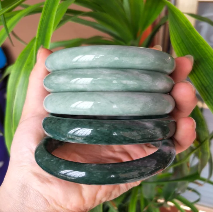 

Jialin Jewelry 2021ins cheap wholesale natural stone charm green round jade women bangles bracelet