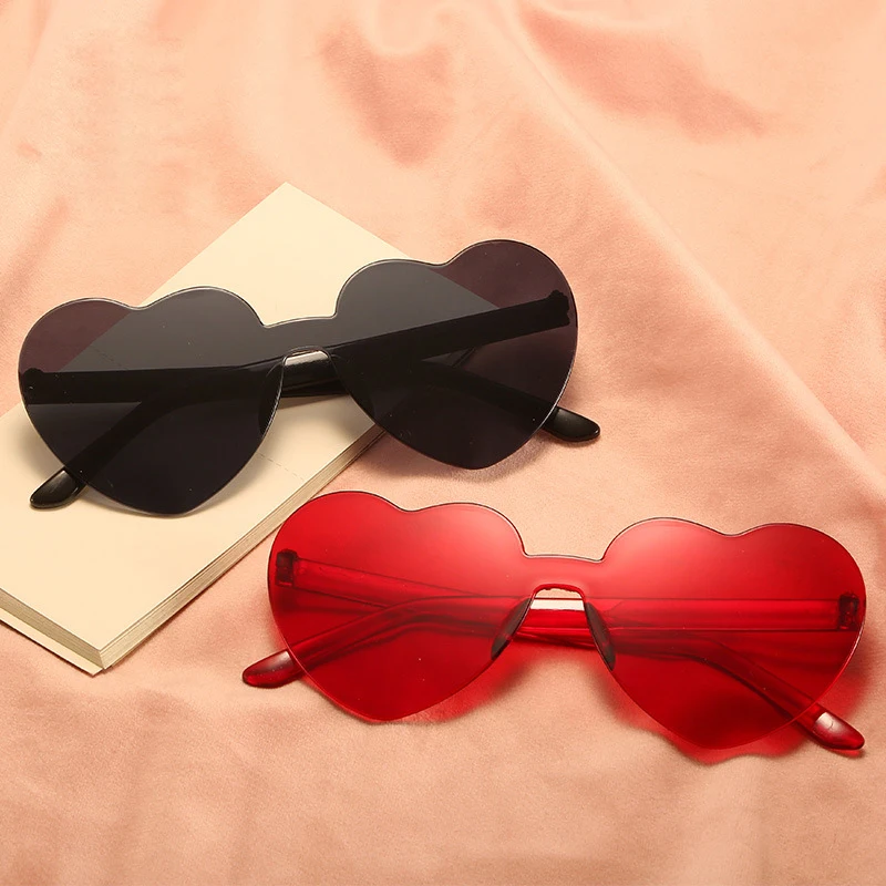 

2024 newest fashion heart shape colorful PC sunglasses women men eyewear shade polarized sun glasses wholesale custom goggles