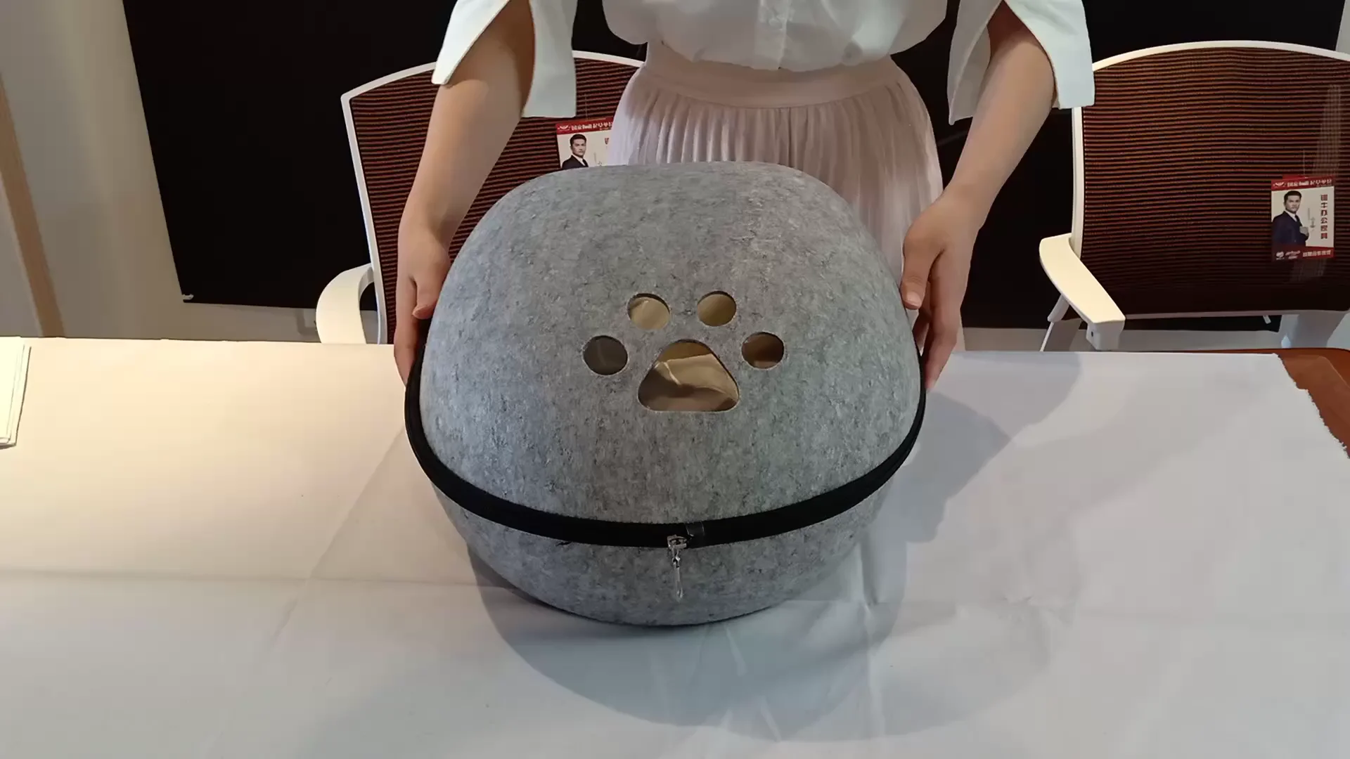 Ecofriendly Breathable Cute Detachable Egg Shape Dog Cat Cave Bed For