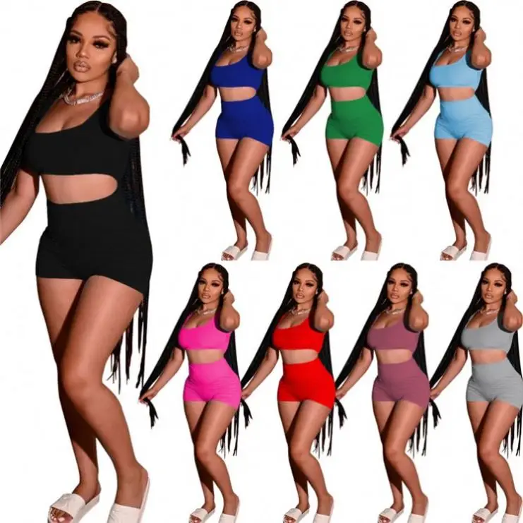 

OSINA Latest Design Fashionable Casual Solid Color Crop Top Pleated Shorts Summer Sports Wear Women 2 Piece Pant Sets