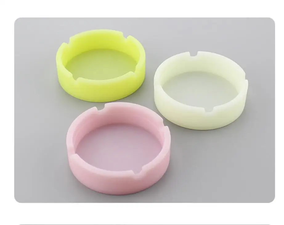 

Creative Luminous Circular Silicone Ashtray, White/yellow/pink