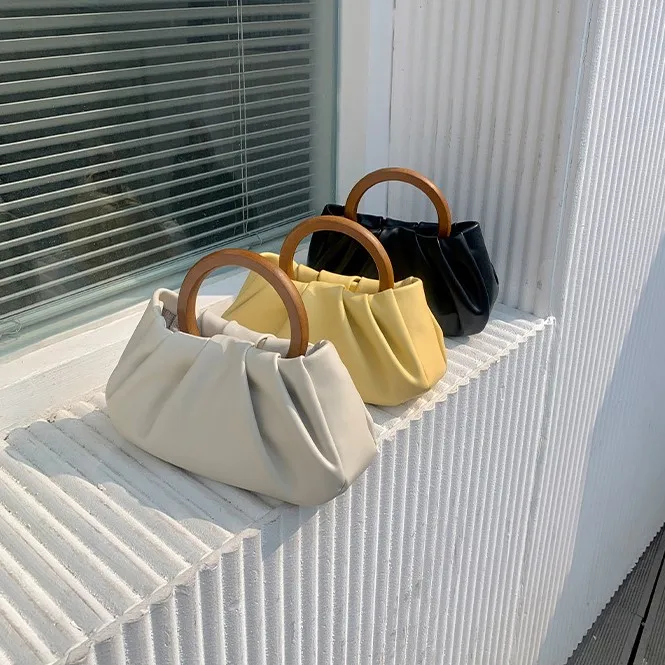 

Fashion Style Lady Smooth PU Ruched Pattern Cloud-Shaped Shoulder Handbag Women Multi-functional Messenger Bag with Lining, Yellow white black