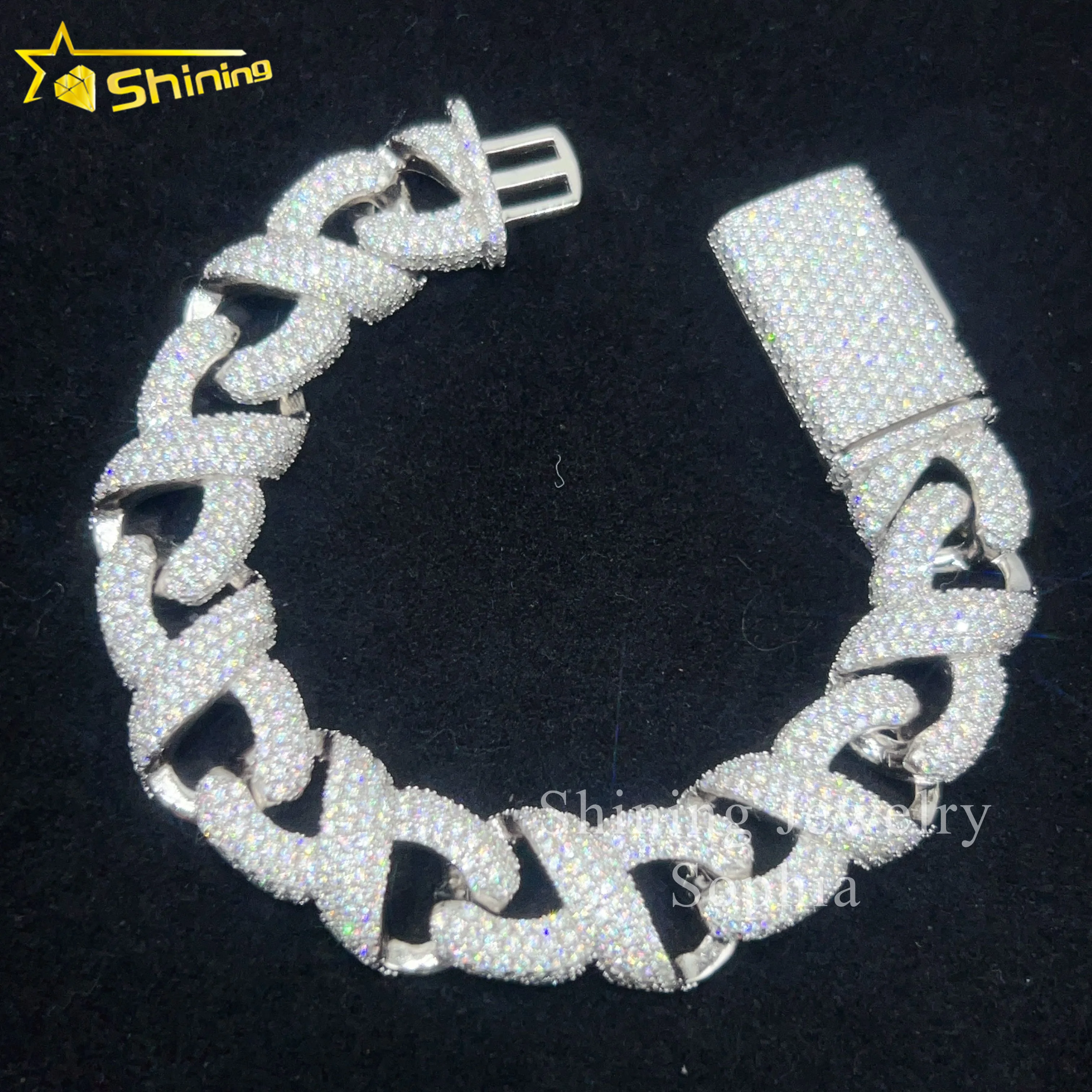 

Fine Jewelry Bracelet Hip Hop Iced Out Design 925 Sterling Silver D-VVS1 Moissanite Diamond Cuban Link Bracelet