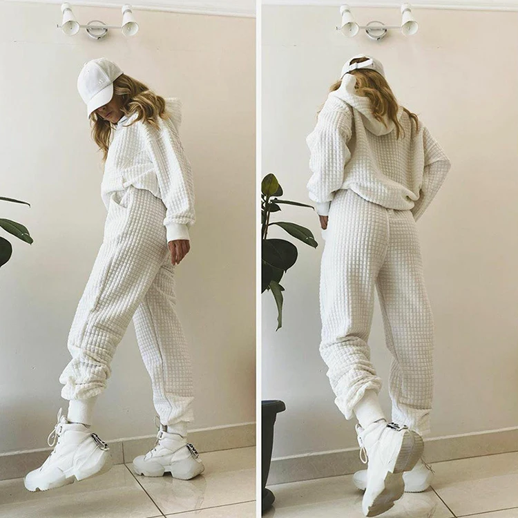 

High Quality Comfy Space Cotton Woman Jogger Sweatpants And Hoodie Set, White