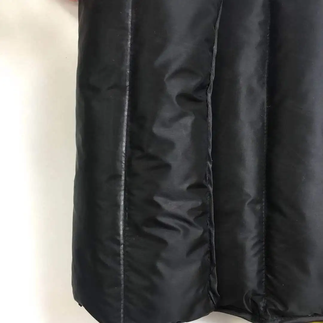 300t Nylon Taffeta Lightweight Waterproof Fabric Down Jackets 100