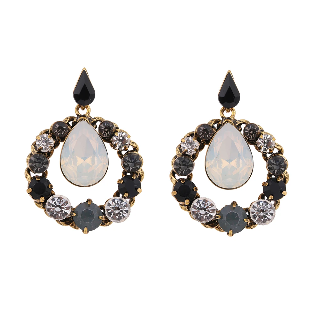 

New retro women's earrings 2021 gold-plated personality drop earrings designer CC earrings custom jewelry women, Picture shows