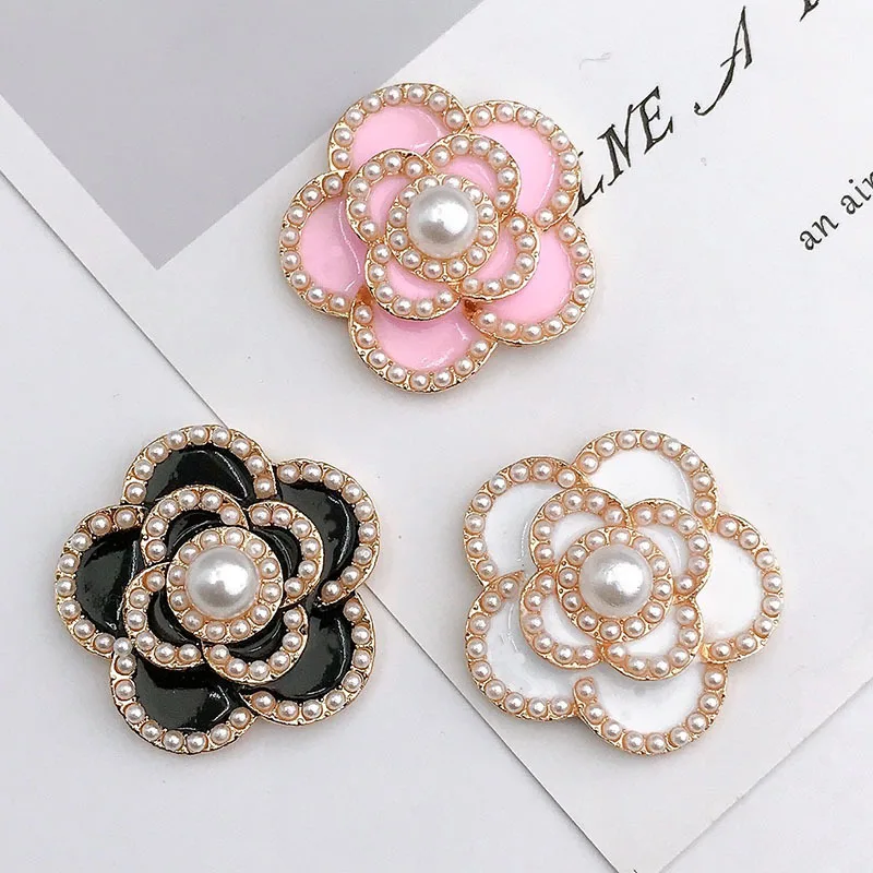 

Metal Lady Style Designer Shoes Decoration Pearl Flower Butterfly Croc Shoes Accessories Fit Hole Sandal Clog Charms