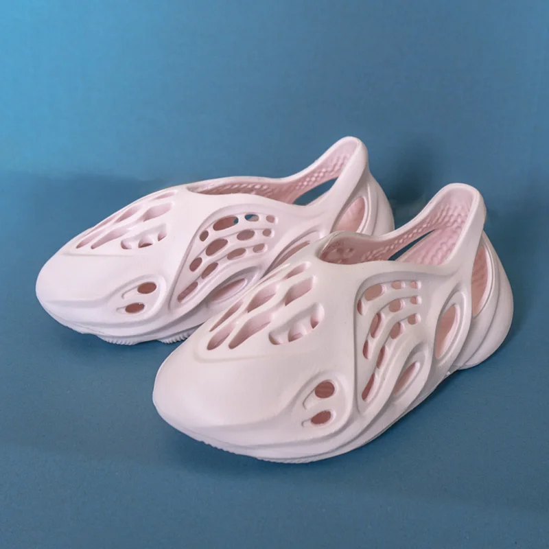 

New Style wholesale Summer kids Fashion Yeezy Sides Slippers Beach Sandals Jelly Water Shoes Footwear for girls boys