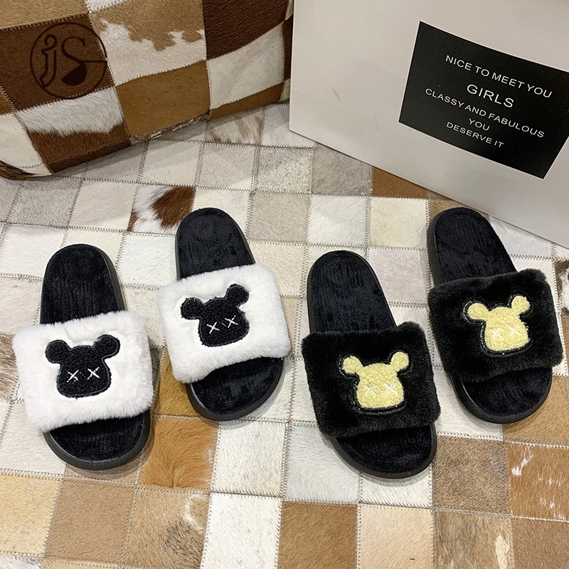 

2021 fashion trend winter slippers casual comfort fluffy slippers light weight thermal slides, Picture