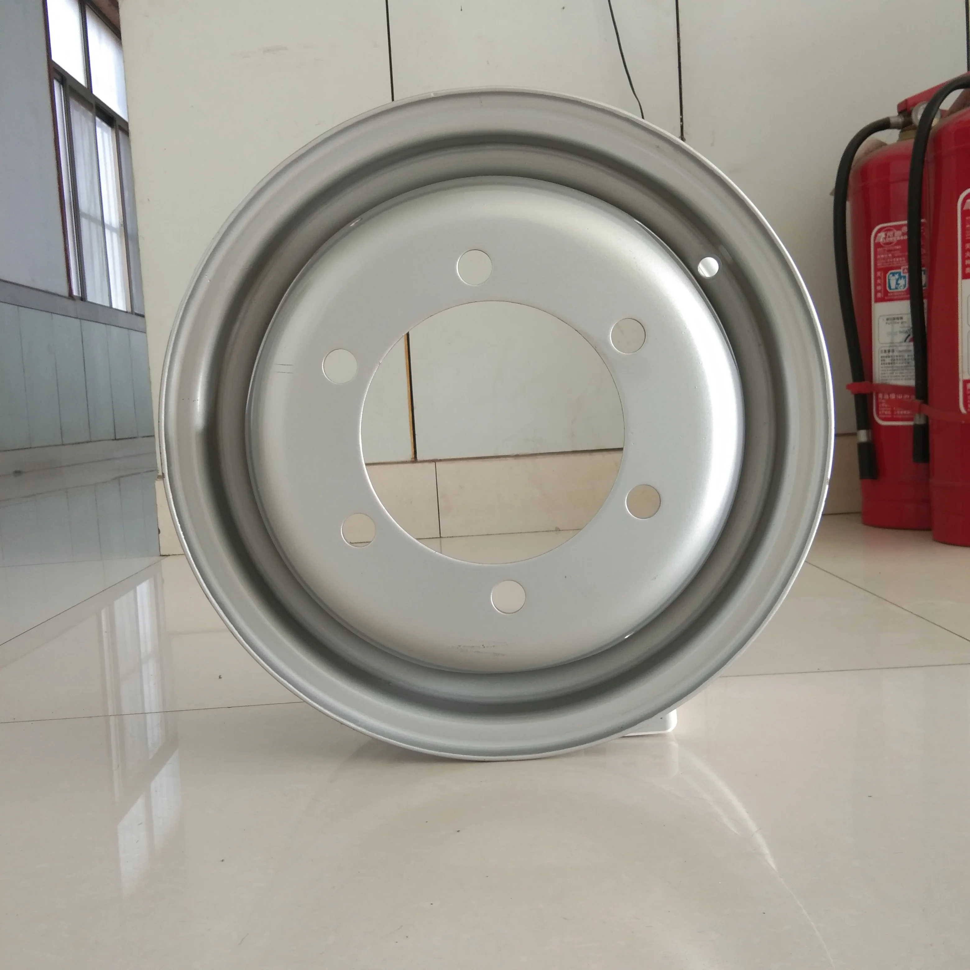 

4jx13 High Performance casted motorcycle wheel rim, Customer demands