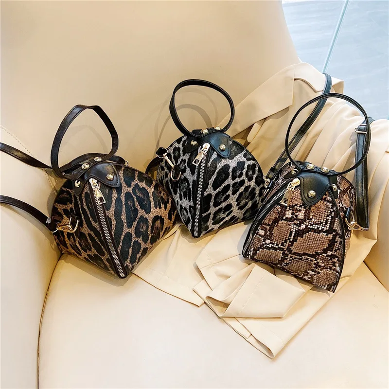 

2020 Korea Style Hot Sell Women Lady PU Purse Handbags Shoulder Bags Leopard Triangle Bag Small Messenger Bags