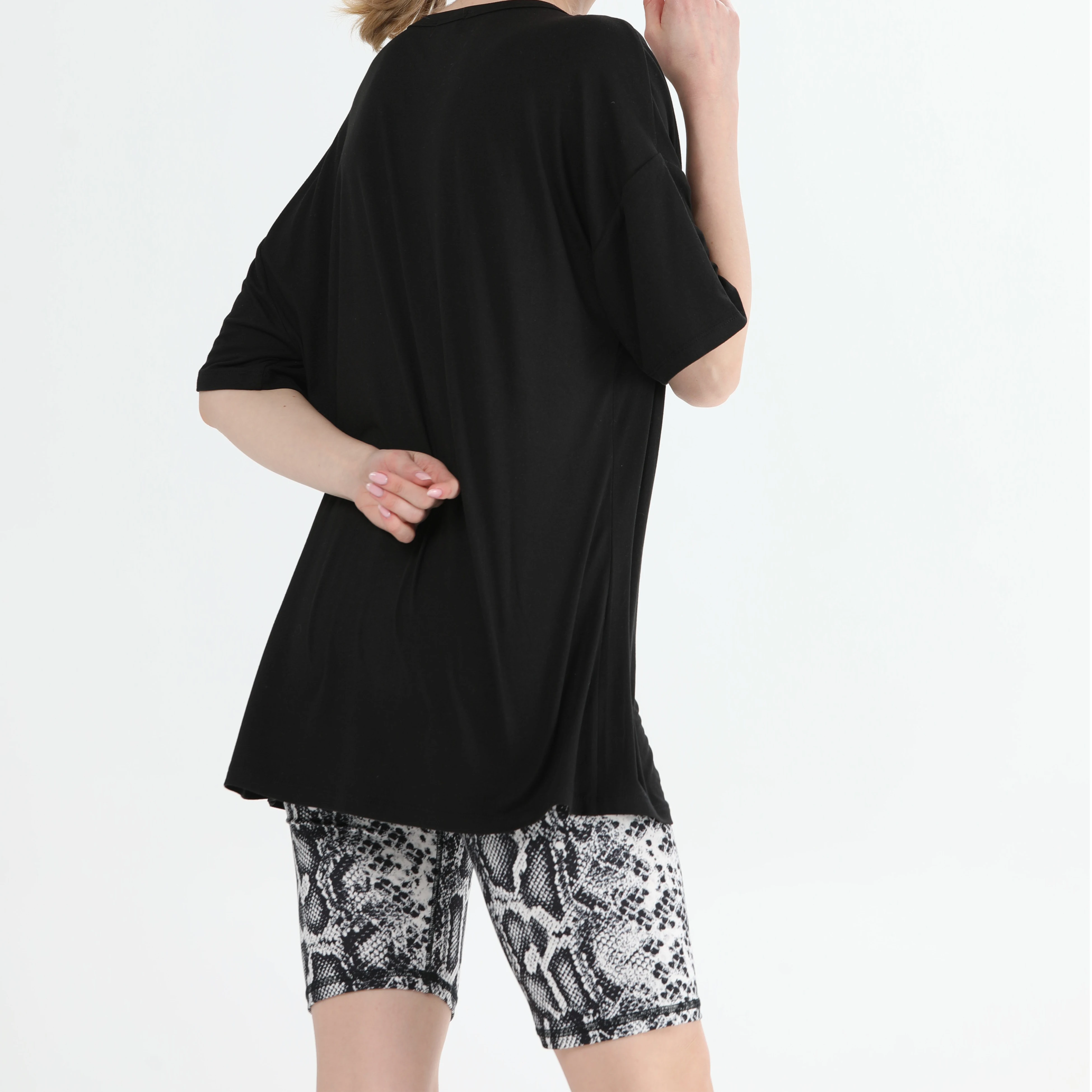 

Sweat Black T-shirt Print Skinny Shorts Casual Clothing Two Piece Pants Set for Women