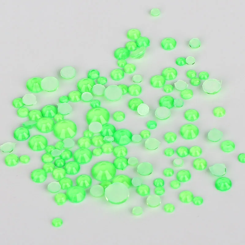 

Wholesale Neon Green Color Non HotFix Glass FlatBack Rhinestones Mix size SS6-SS20 for Garments and Art Decoration