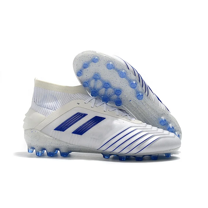 

White 19.1 football boots waterproof knit AG football boots