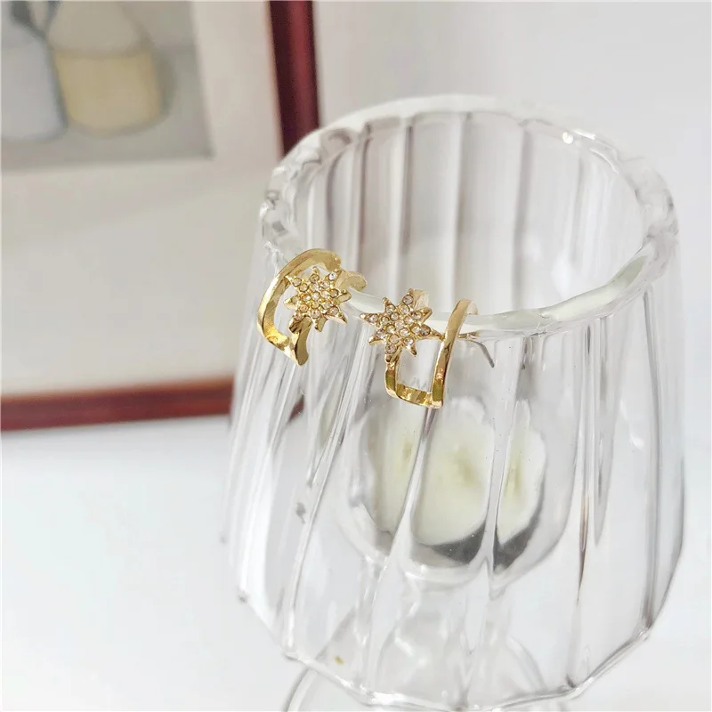 

JUHU New fashion exquisite earrings cute stars small earrings metal alloy S925 silver needle jewelry for women, Colorful