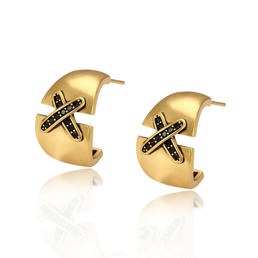 

E-1444 xuping Retro simple and elegant C-shaped black gemstone cross design 24K gold-plated earrings