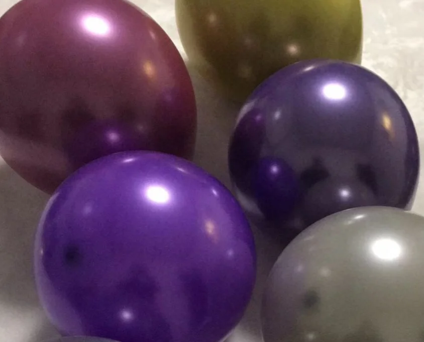 

Free Shipping  Metallic Latex Balloons metal pearl balloon Bling shine Wedding Party Supplies decors, Colorful