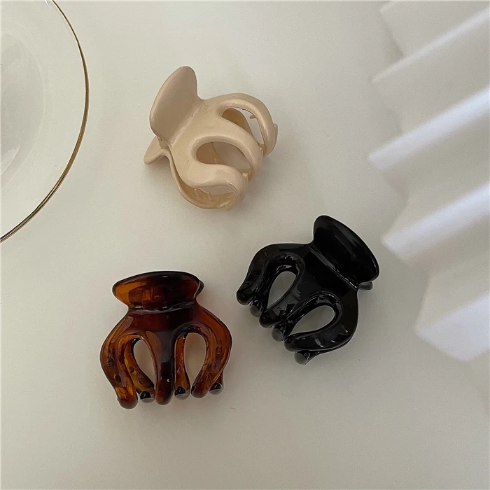 

3 Colors Black Beige Amber Small Hair Clamps Triple Claw Geometric Hair Clasp Plain French Minimalist Hair Accessories Women Hot
