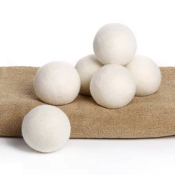 

Quality wool ball New Zealand Woo, White