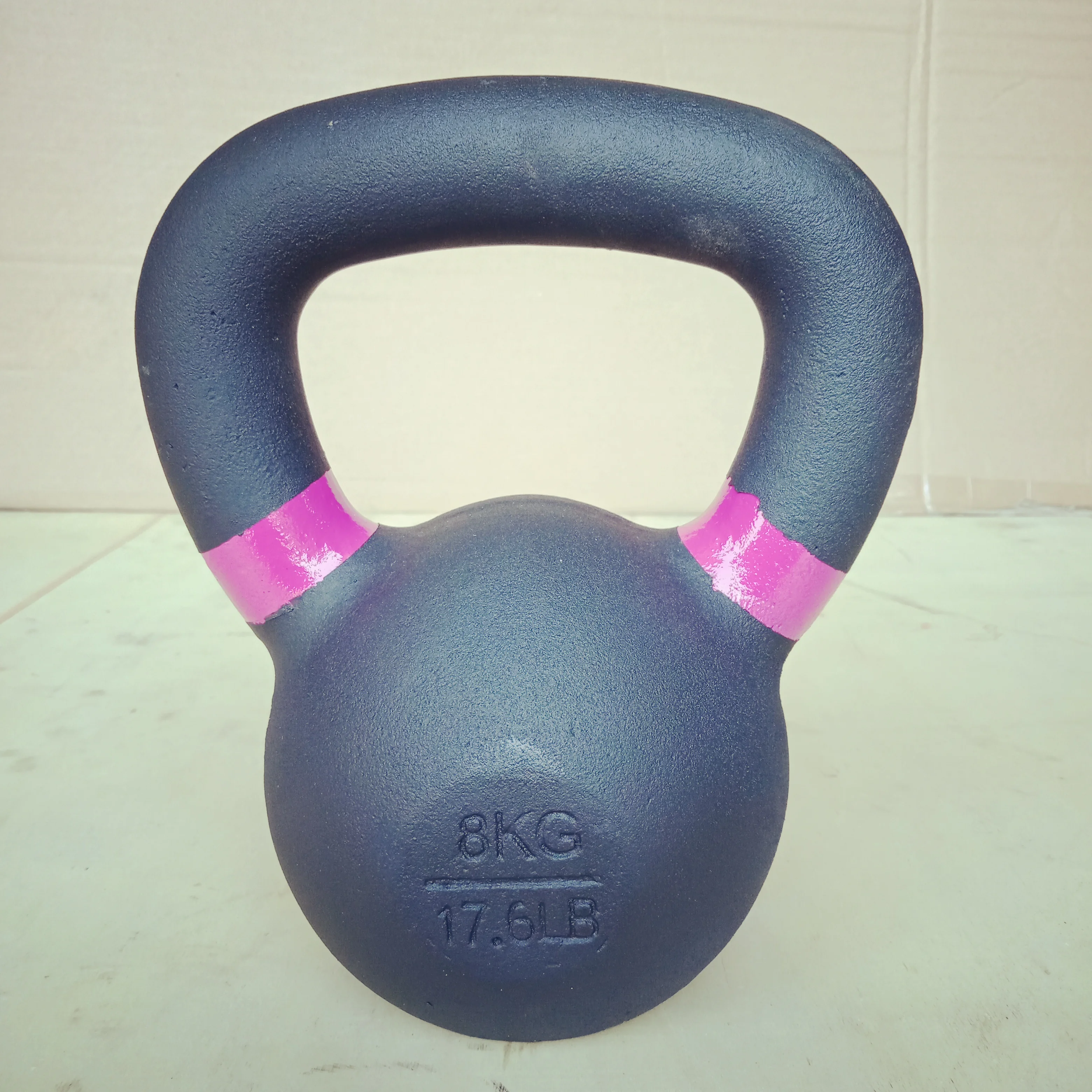 

Factory price sandbag kettlebell 16kg 20kg kettlebell handle competition dumbbell kettlebell cast iron powder coated