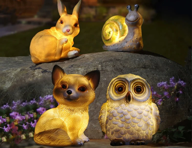 Outdoor Solar Powered Lawn Landscape Gift Resin Fox Figurine Statue