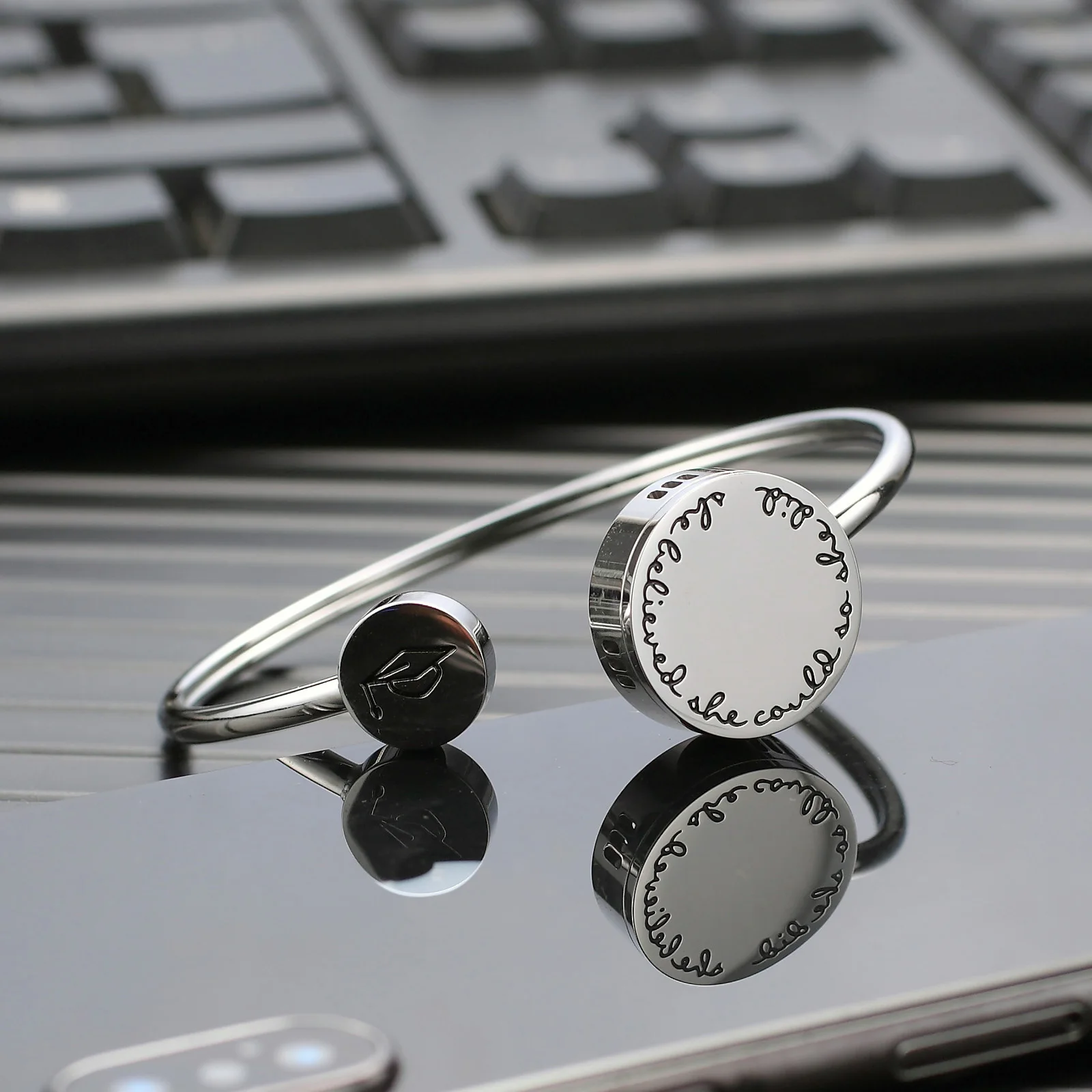 Loftily Jewelry Inspirational Bracelets Graduation Gifts Thanks Teachers Friendship Aromas Oil Diffuser Perfume Locket Bracelets