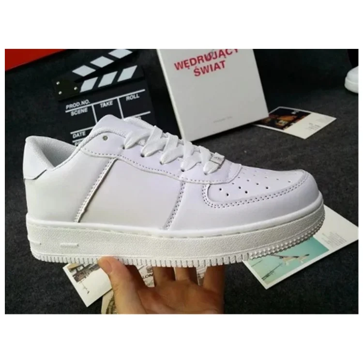 

Wholesale Breathable Sneakers Lightweight Skateboard Shoes Popular Men's Fashion Sports Shoes