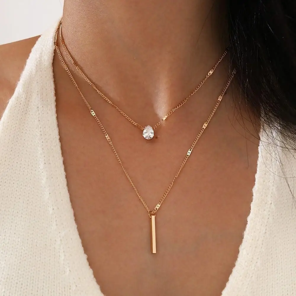 

Fashion 18k Gold Plated Link Chain Double Layering Necklace Simple Water Drop Shaped Rhinestone Pendant Necklaces Set Women Gift