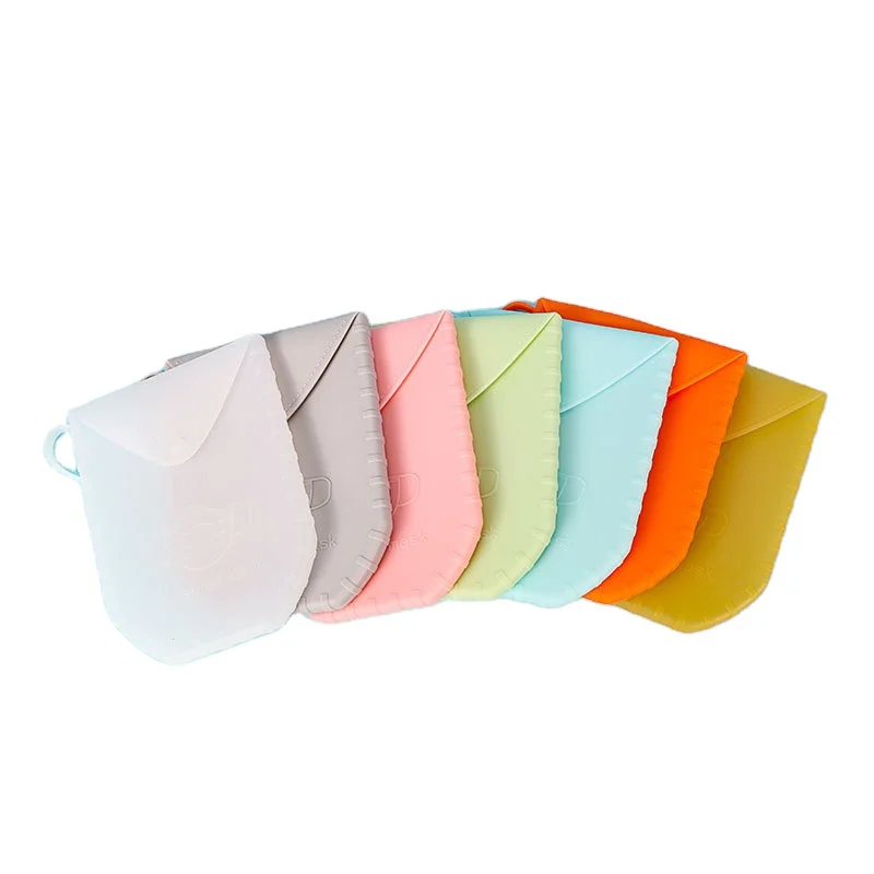 

Silicon Organizer, Silicone Face Cover Storage Case Clip, Portable Face Cover Keeper Folder for Easy Carrying, Customized color