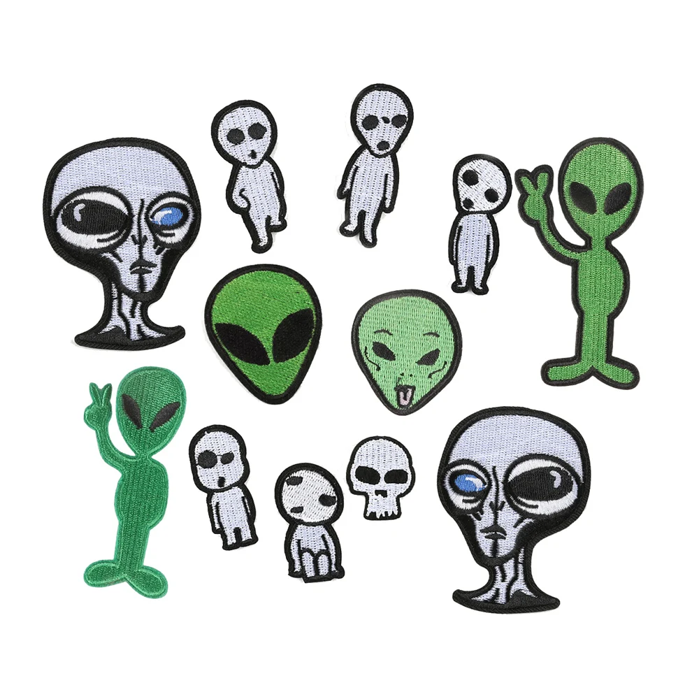 

yiwu wintop cute white green color iron textile embroidery ET alien patches for kids clothes