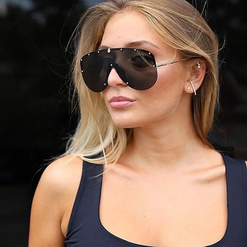 

8820 Newest One Piece Sun Glasses Half Rim Conjoined Sun Glasses Oversize Big Frame Women Shades Sunglasses 2021