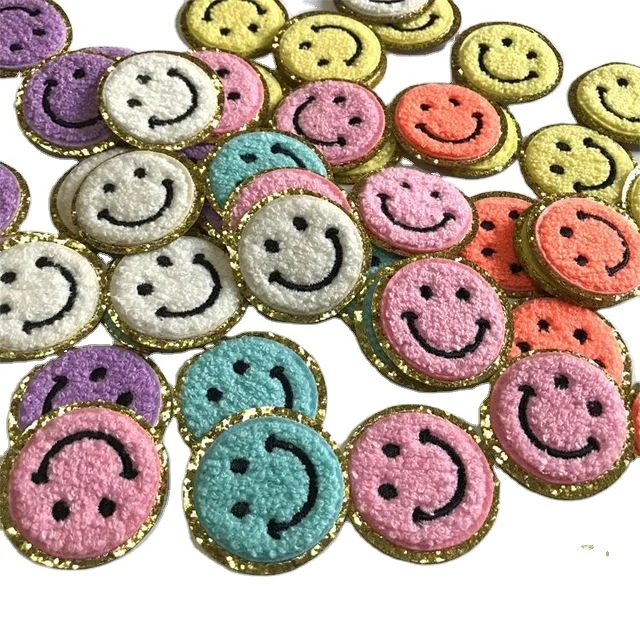 

Bulk In Stock Chenille Towel Embroidered Small Smile Happy Face Women Mens Casual Patches For Pocket Shirts Dress Kids Clothes